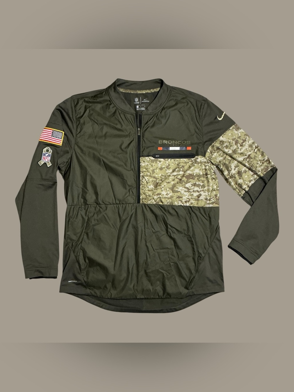 Nike Broncos Salute to Service NikeShield 1/2 Zip Pullover L